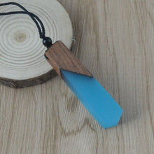 Leanzni Vintage men'woman s fashionable wood resin necklace pendant, woven rope chain, hot - selling jewelry gifts