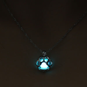 KogMaw Glow in the Dark necklace LOL KogMaw Dog Paw silver Chain Jewelry Pendants & Necklaces