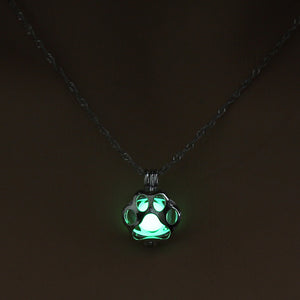 KogMaw Glow in the Dark necklace LOL KogMaw Dog Paw silver Chain Jewelry Pendants & Necklaces