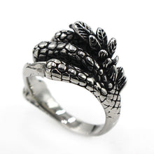 FREE GIVEAWAY - Dragon Claws iker Rings Vintage Gothic