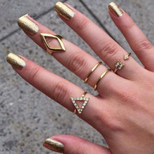 FREE GIVEAWAY - 5pcs crystal women knuckle rings set stacking gold geometry triangle arrow midi finger ring charm anelli